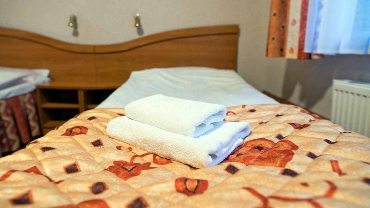 Hotel Kama Park Sierakow  Eksteriør bilde